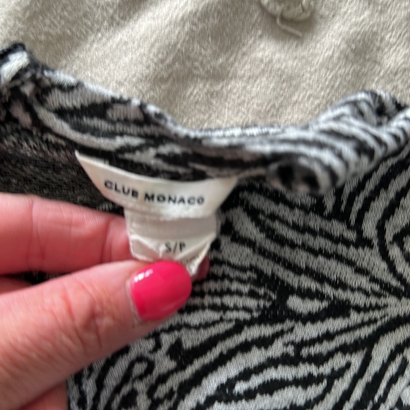 Club, Monaco, short sleeve shirt with black zip up - Picture 2 of 3